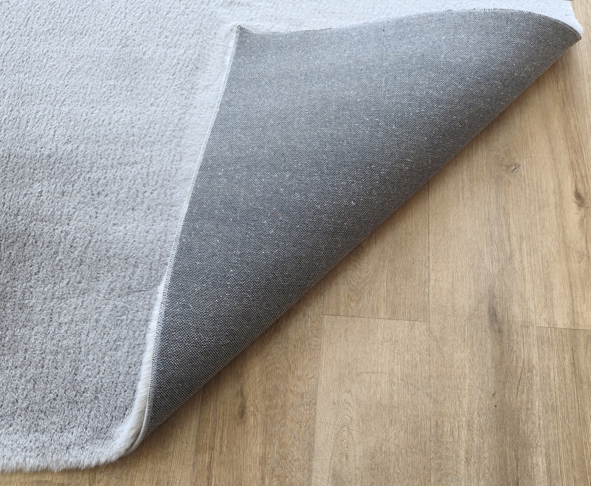 Covor Dumonde Softique gri deschis 140x200 cm