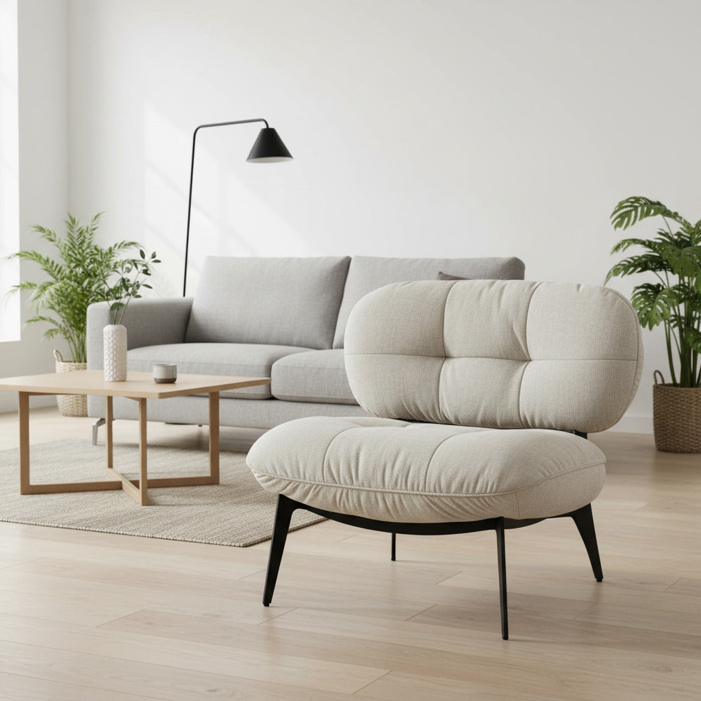 Fotoliu tapitat bej cu stofa si picioare metalice Designo 83x85 cm